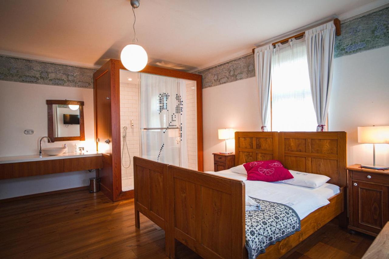 Pr'Gavedarjo Eco Heritage B&B Kranjska Gora Zimmer foto