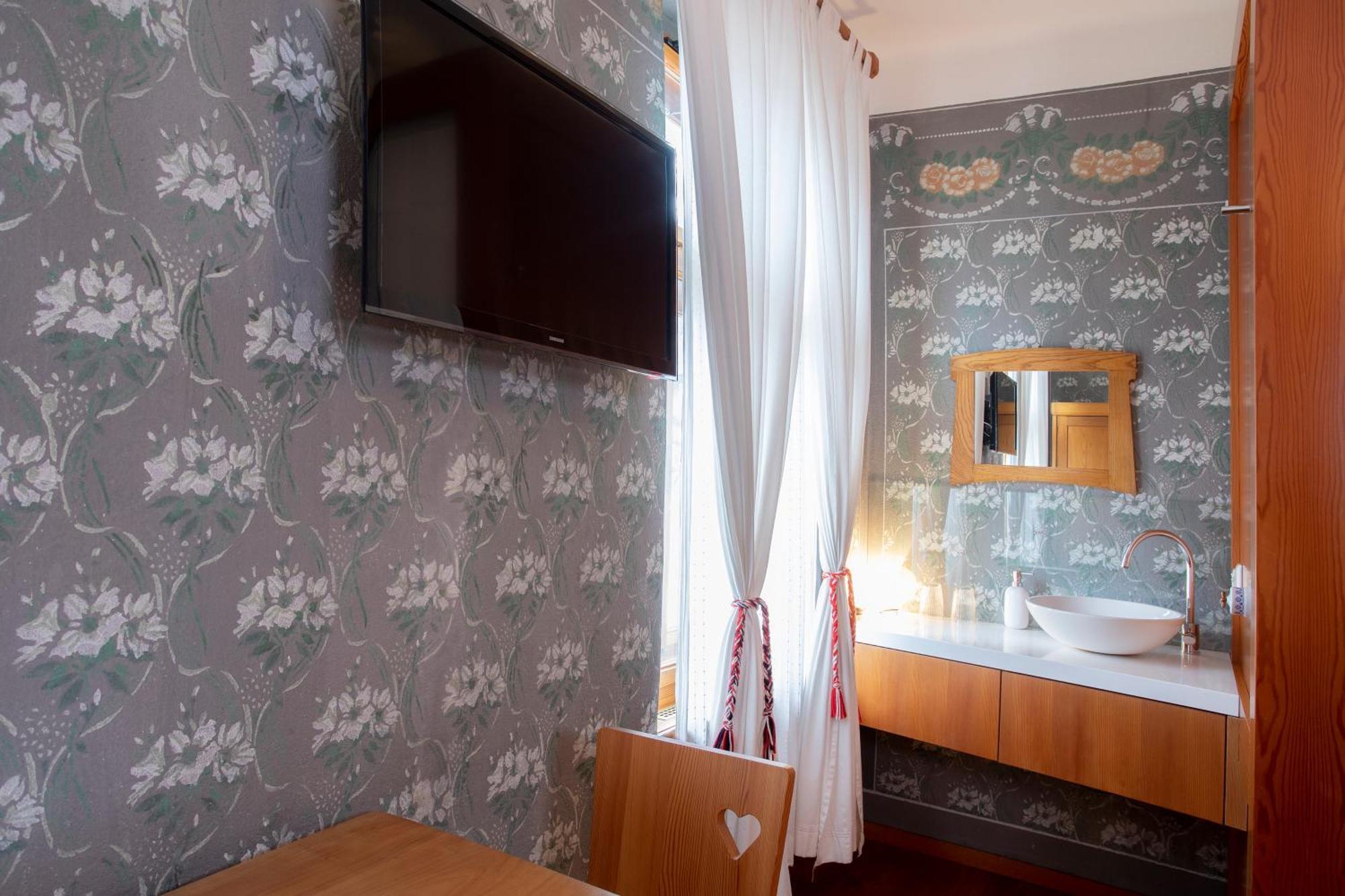 Pr'Gavedarjo Eco Heritage B&B Kranjska Gora Zimmer foto